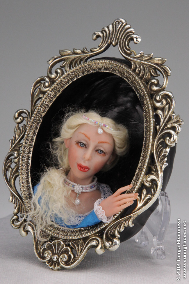 Framed Beauty - One-Of-A-Kind Doll by Tanya Abaimova. Characters Gallery 