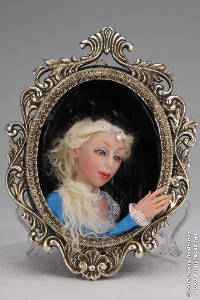 Framed Beauty - One-Of-A-Kind Doll by Tanya Abaimova. Characters Gallery 
