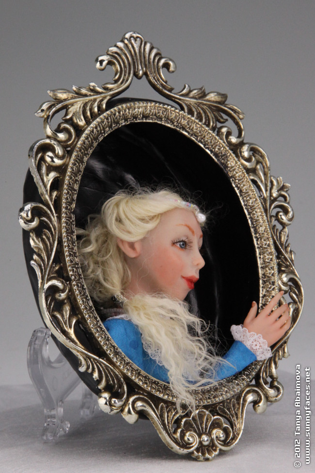 Framed Beauty - One-Of-A-Kind Doll by Tanya Abaimova. Characters Gallery 