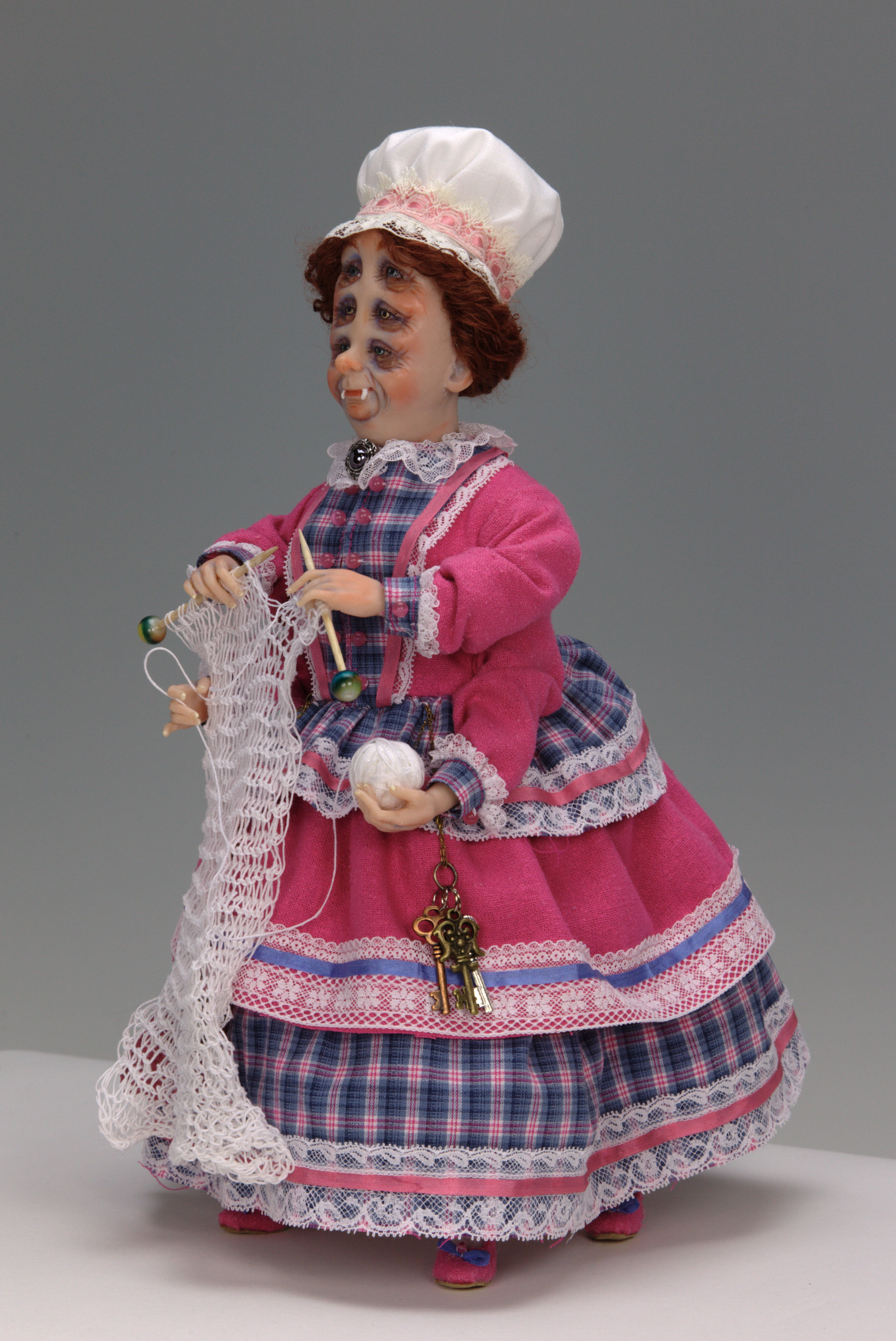 Mrs. Lightfoot - One-Of-A-Kind Doll by Tanya Abaimova. Creatures Gallery 